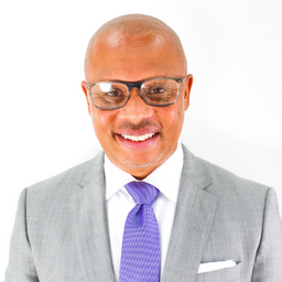 demond-crump-reign-ceo-founder-256